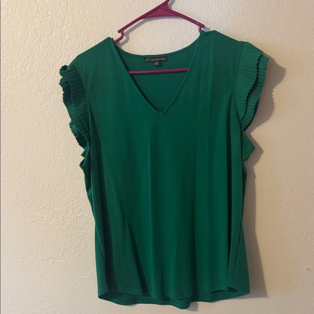 Adrianna Papell Green V-Neck Blouse with Pleated Sleeves